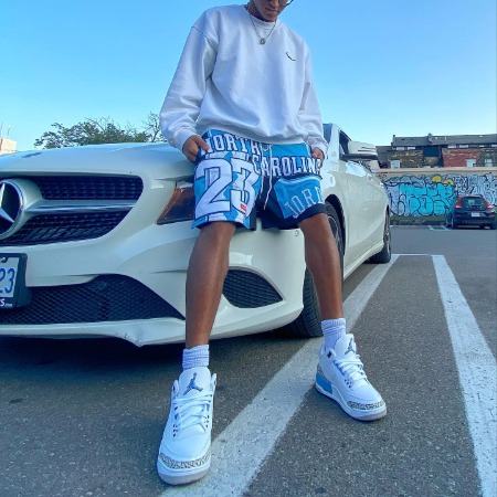 Noah Zulfikar with his luxurious car Mercedes- Benz C-Class.